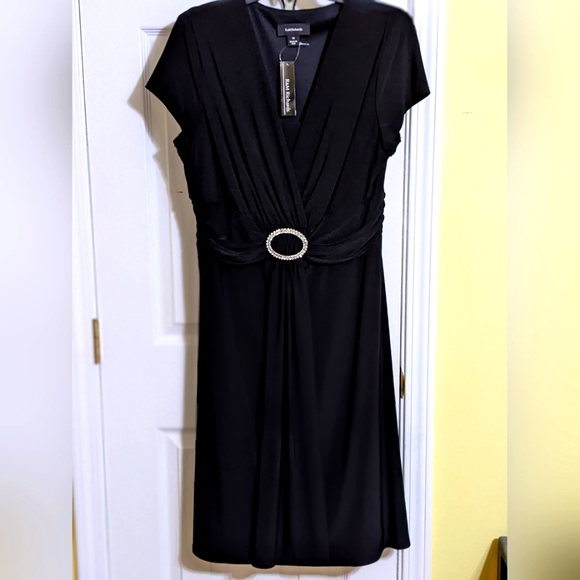 Lil blk Cocktail 🍸 dress by R&M Richards nwt never worn smoke free. SZ 14 - Picture 1 of 3